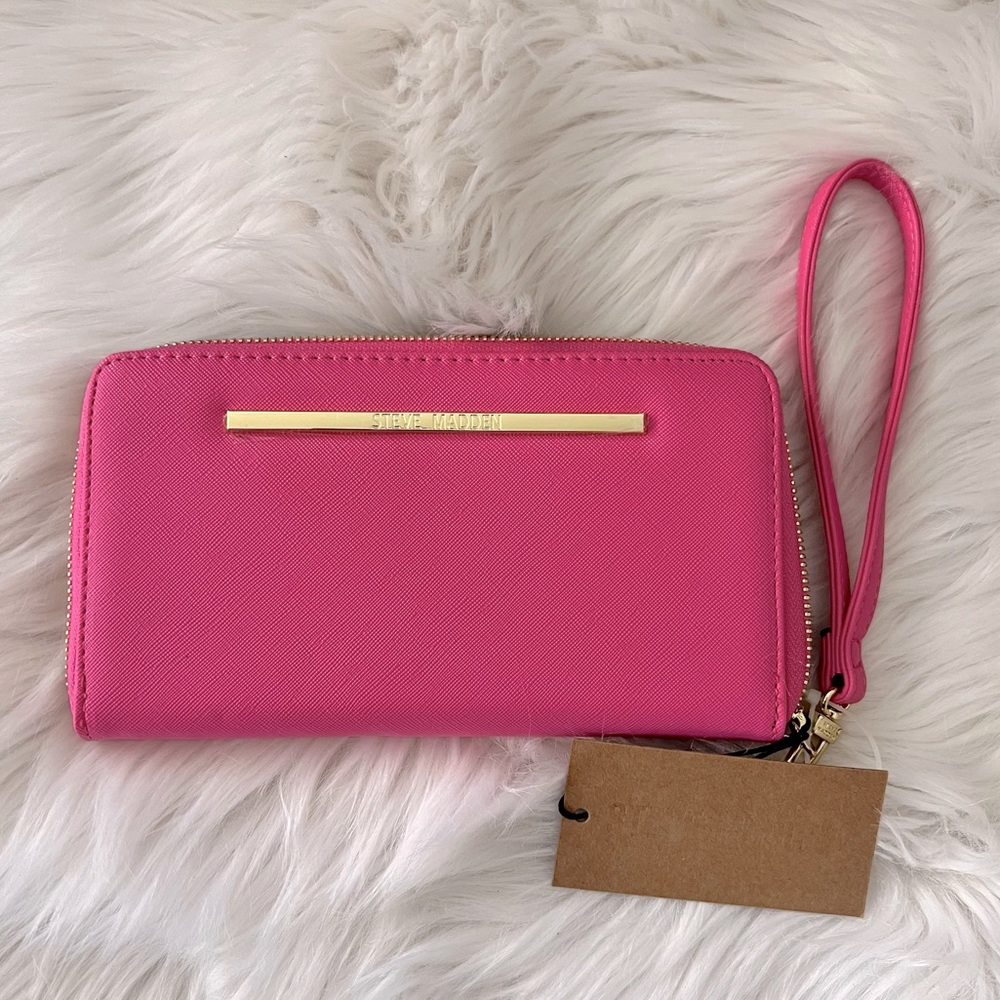 Steve Madden Bubble Gum Pink Wristlet